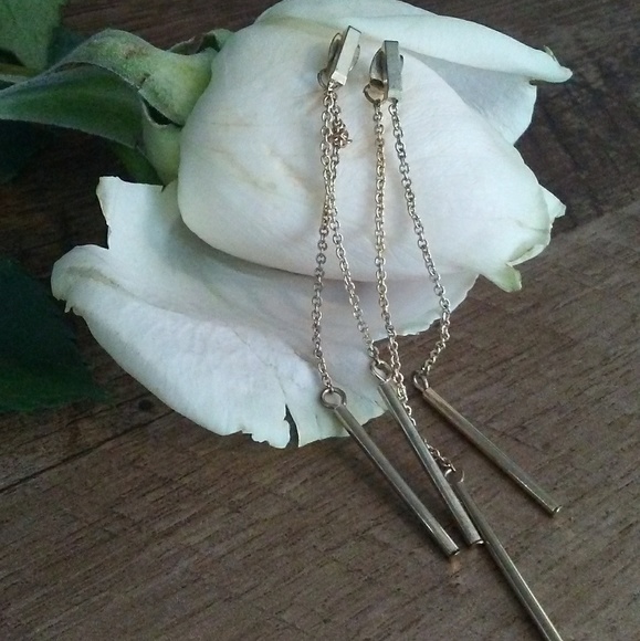 Jewelry - GORGEOUS DROP EARRINGS!
